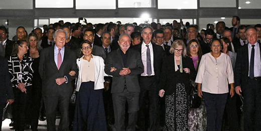 Instituições em defesa da democracia em repúdio ao golpe de 8 de janeiro (Foto G1 Globo)